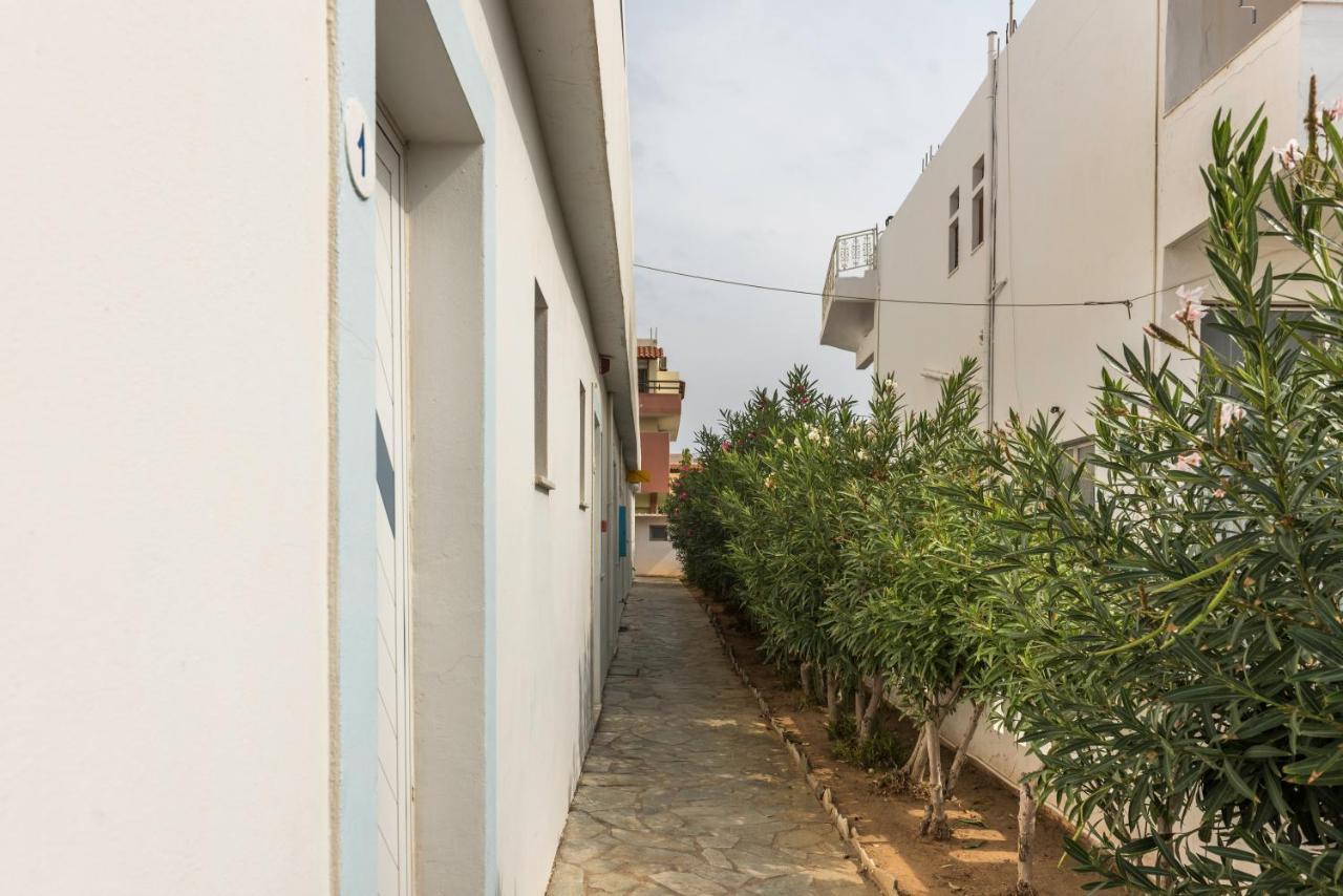 Sifis Studios Palaiochora Exterior foto